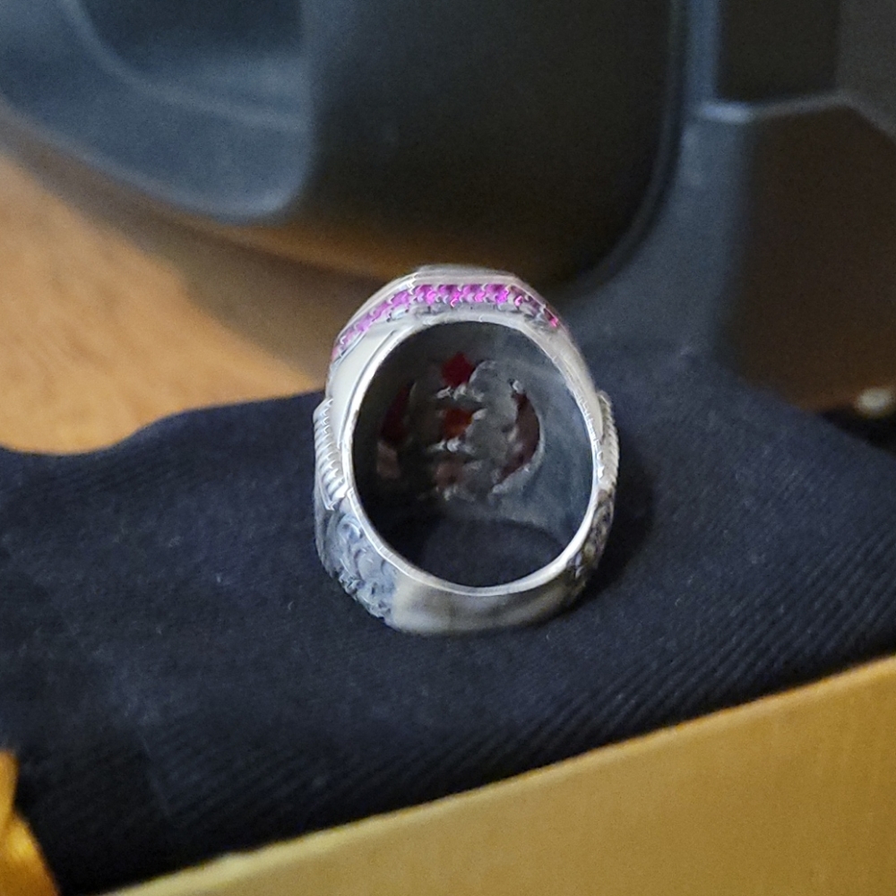 RING - Picture 4 of 4